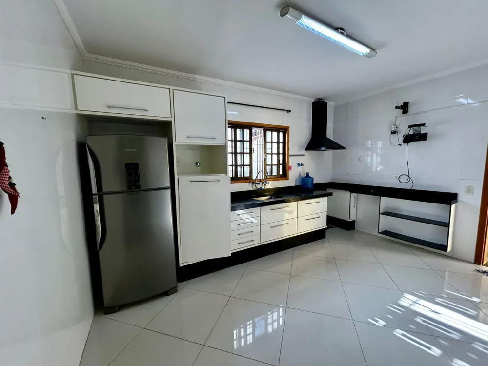 Casa, 3 quartos, 232 m² - Foto 8