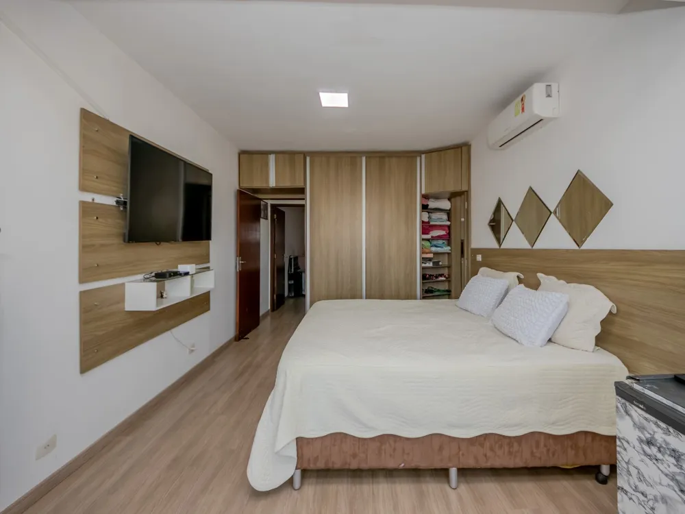 Casa, 4 quartos, 283 m² - Foto 3