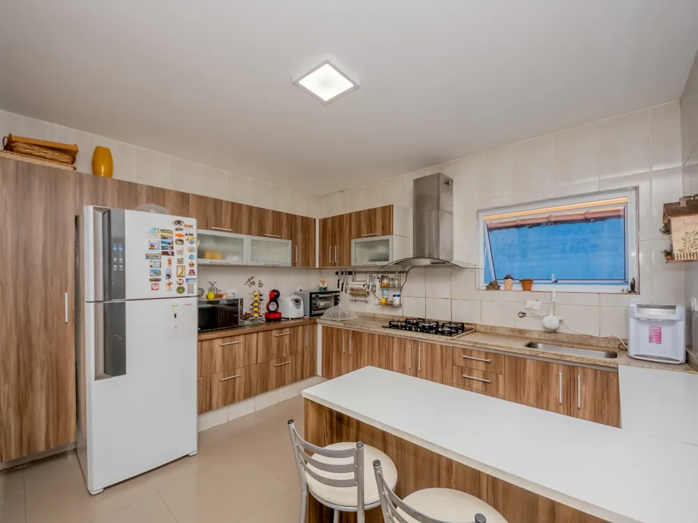 Casa, 4 quartos, 283 m² - Foto 8