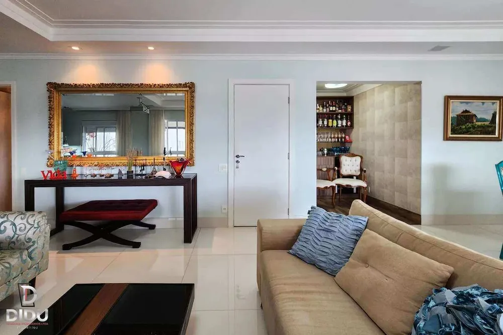 Apartamento, 3 quartos, 180 m² - Foto 2