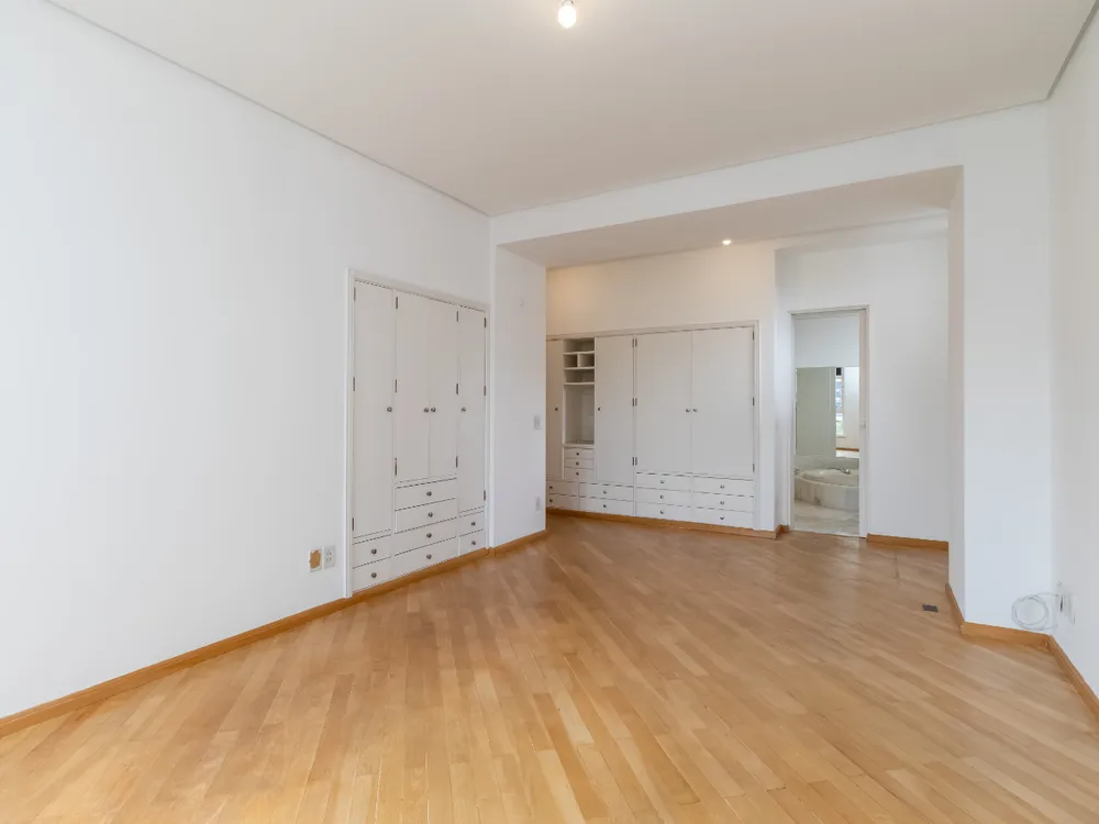 Apartamento, 3 quartos, 234 m² - Foto 1