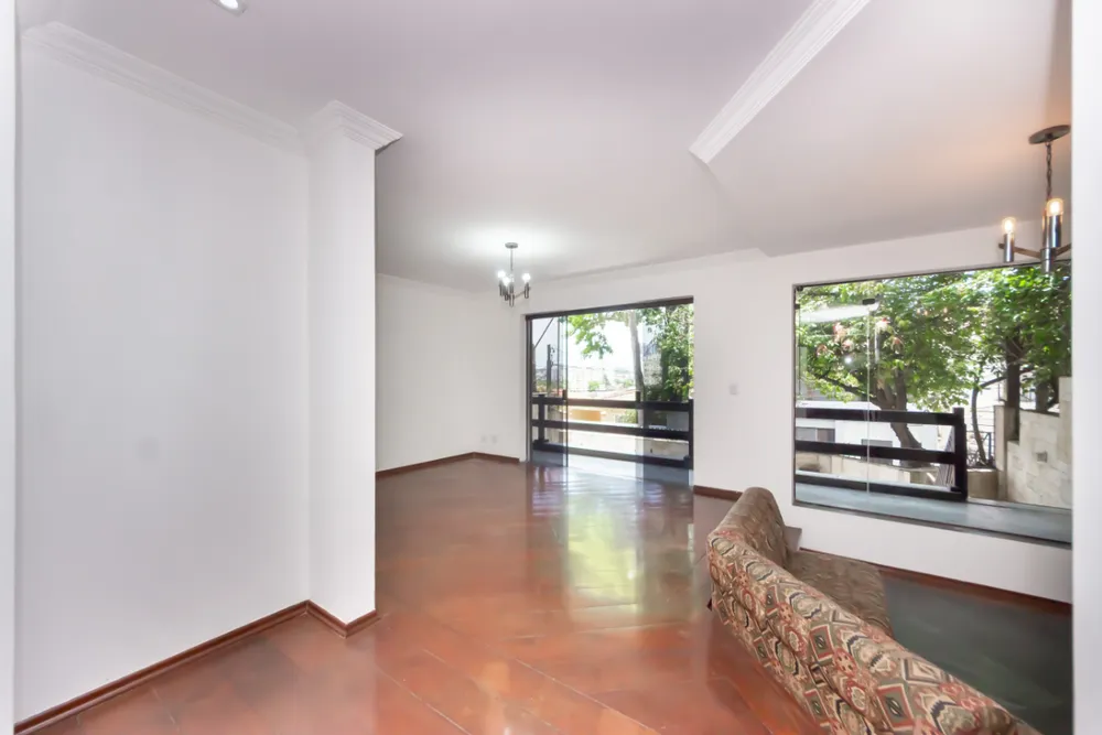 Casa, 4 quartos, 340 m² - Foto 2
