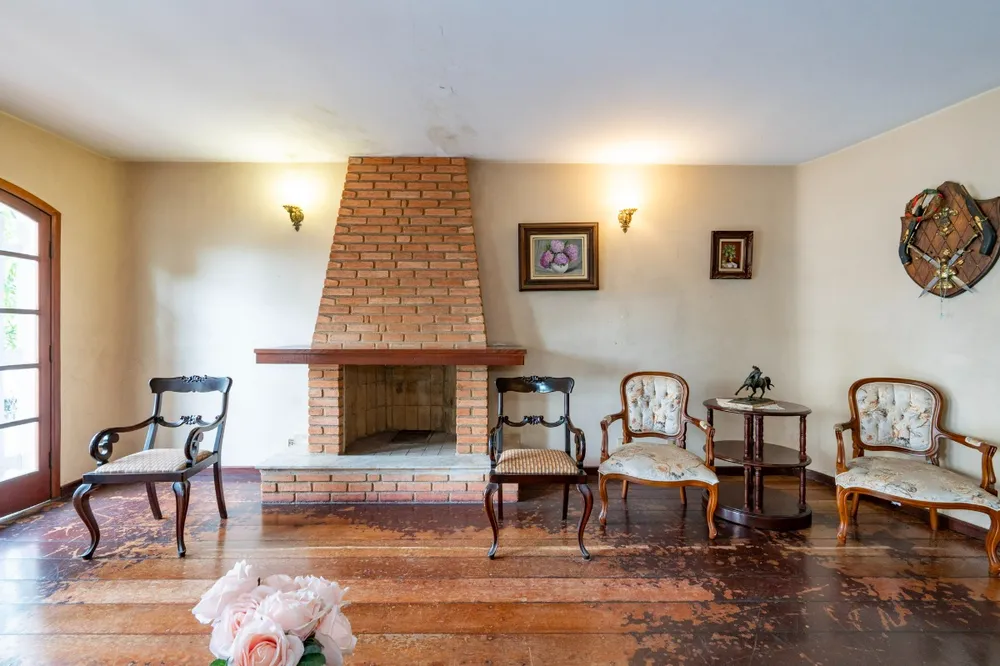 Casa, 3 quartos, 303 m² - Foto 1