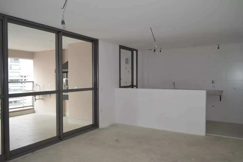 Apartamento, 3 quartos, 141 m² - Foto 1