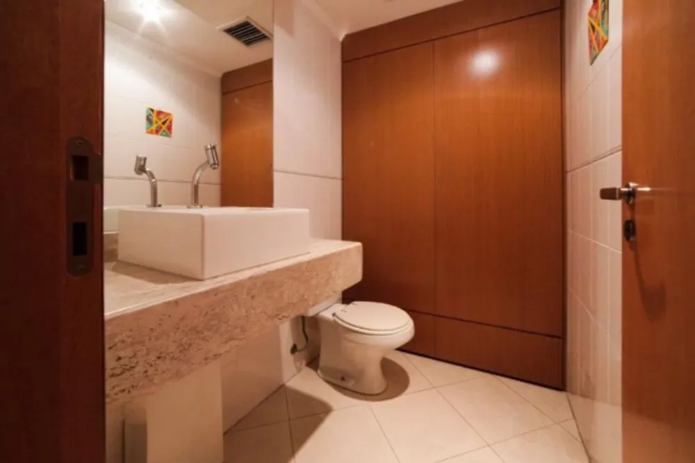 Apartamento, 3 quartos, 137 m² - Foto 2