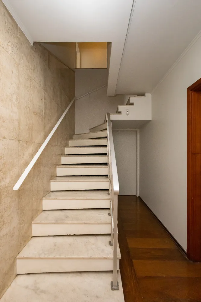 Casa, 5 quartos, 256 m² - Foto 2