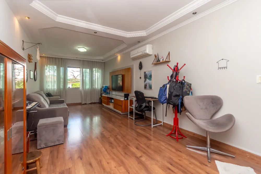 Casa, 3 quartos, 190 m² - Foto 2