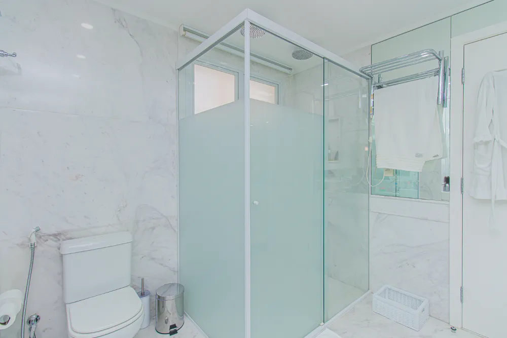 Apartamento, 3 quartos, 226 m² - Foto 2