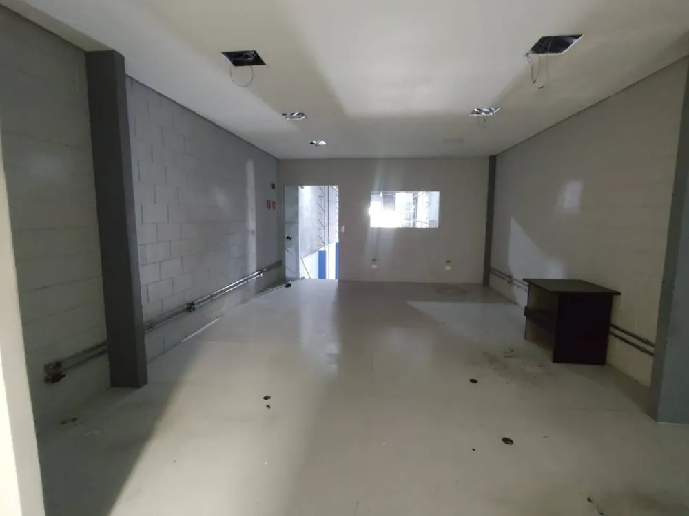 Depósito-Galpão, 390 m² - Foto 2