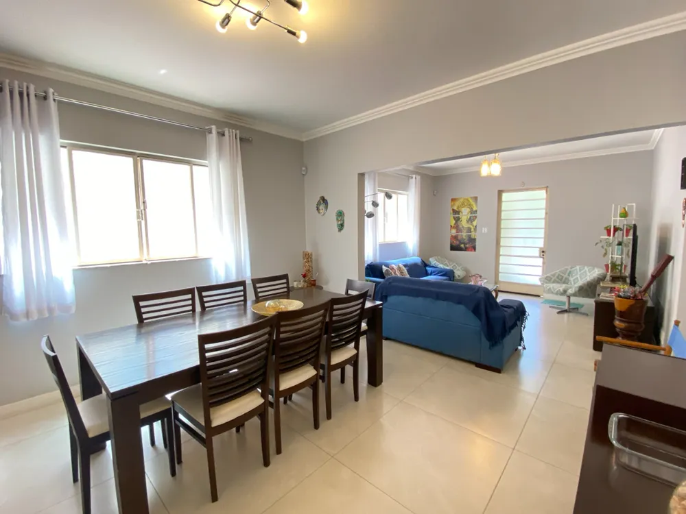 Casa, 3 quartos, 256 m² - Foto 3