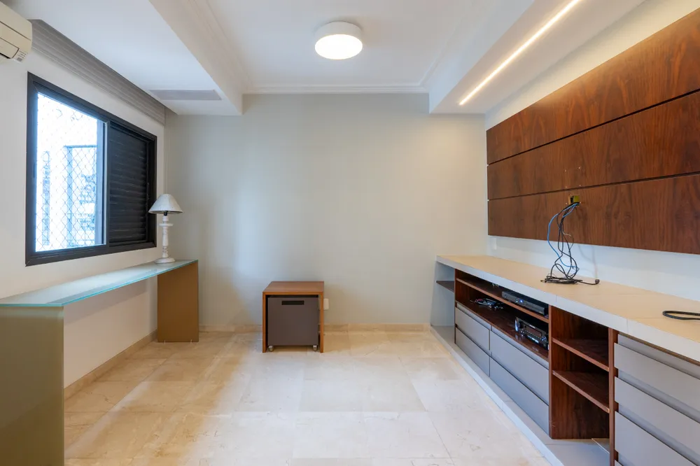 Apartamento, 3 quartos, 165 m² - Foto 3
