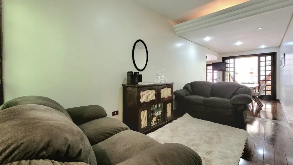 Casa, 3 quartos, 220 m² - Foto 1