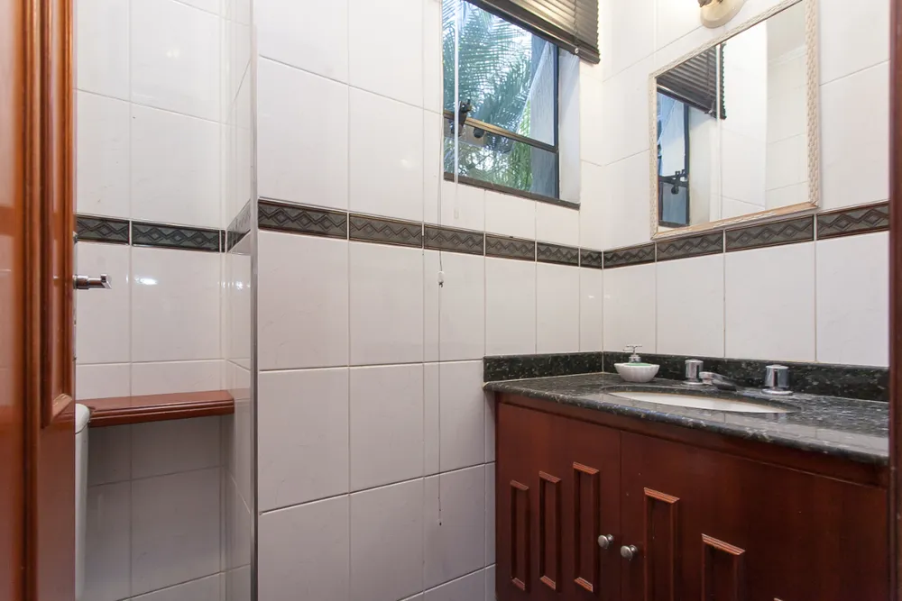 Casa, 3 quartos, 247 m² - Foto 3
