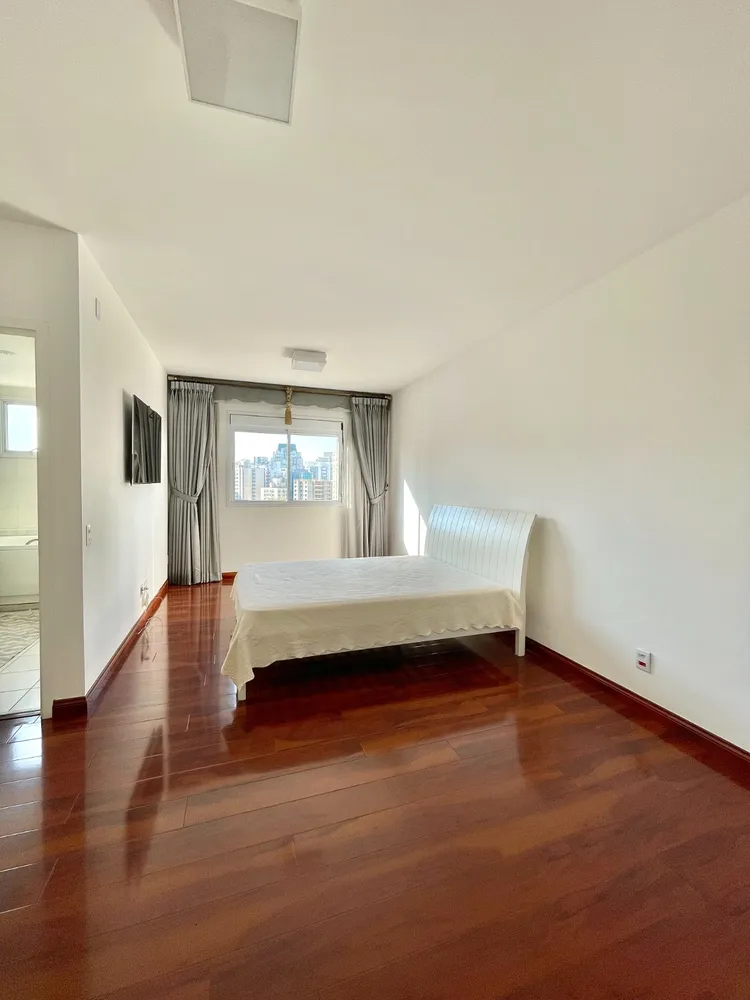 Apartamento, 4 quartos, 250 m² - Foto 1