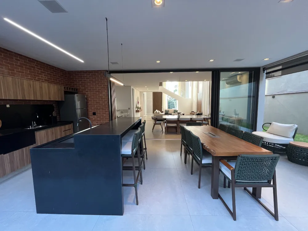 Apartamento, 4 quartos, 349 m² - Foto 1