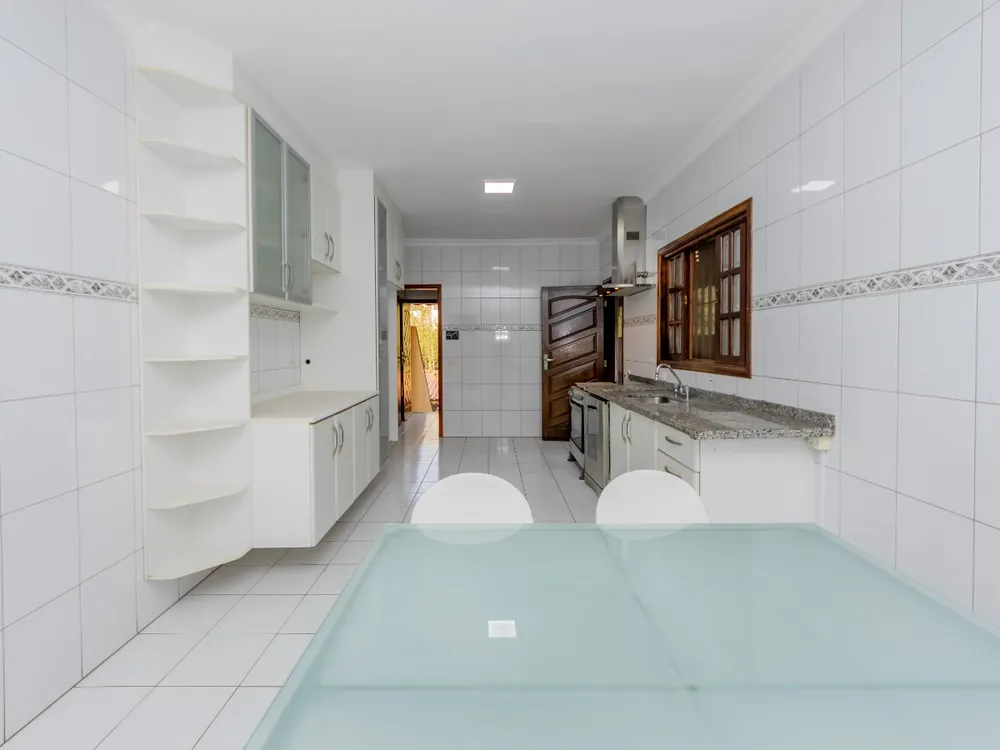 Casa, 3 quartos, 247 m² - Foto 3