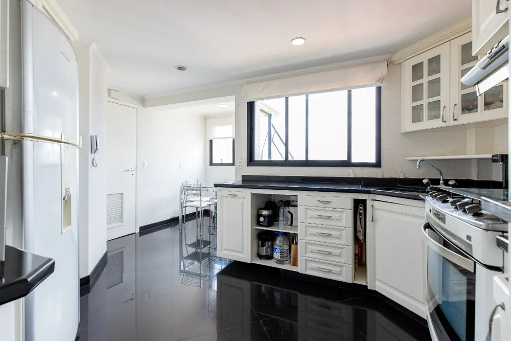 Cobertura, 5 quartos, 202 m² - Foto 3