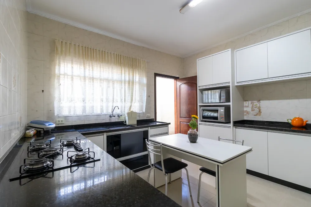 Casa, 3 quartos, 194 m² - Foto 4