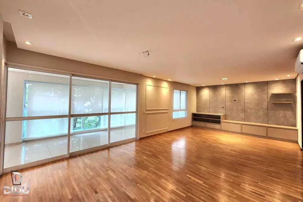 Apartamento, 4 quartos, 210 m² - Foto 2