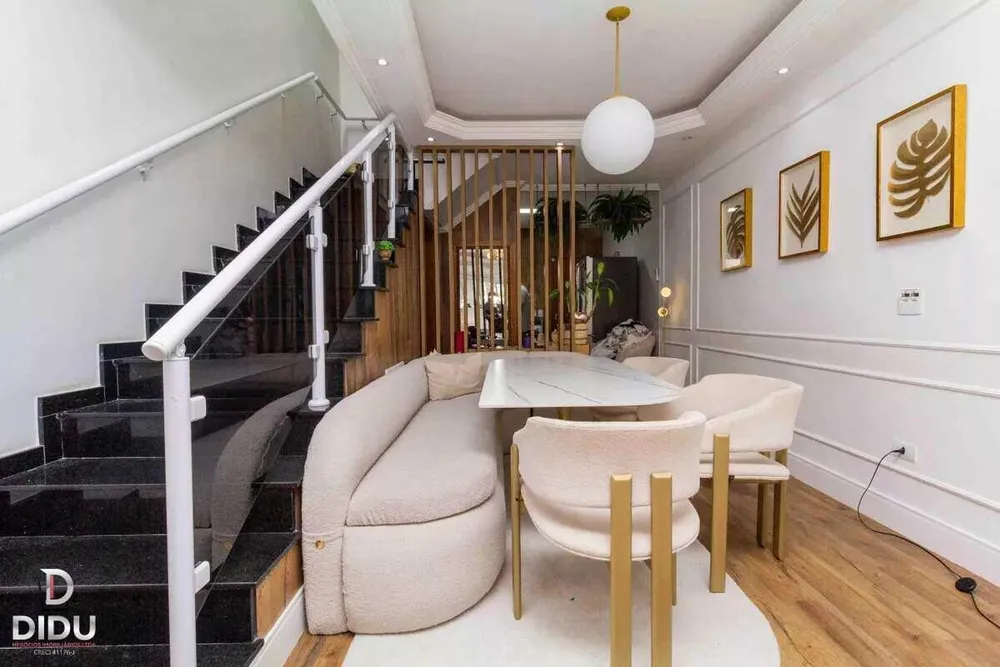 Casa, 3 quartos, 210 m² - Foto 1