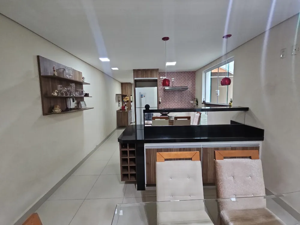 Casa, 3 quartos, 178 m² - Foto 3