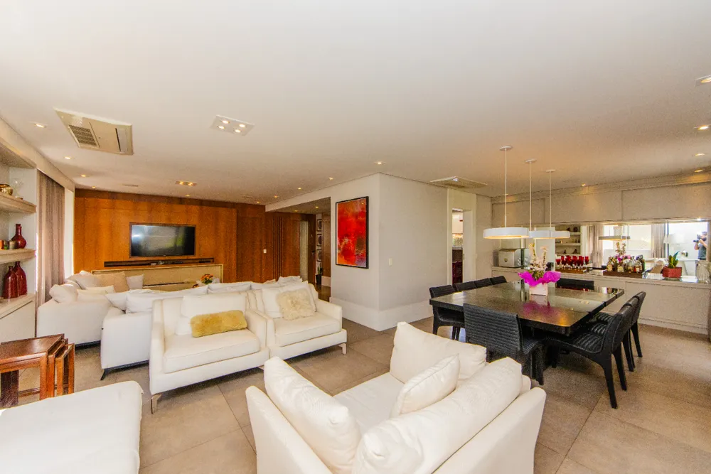 Apartamento, 3 quartos, 222 m² - Foto 2