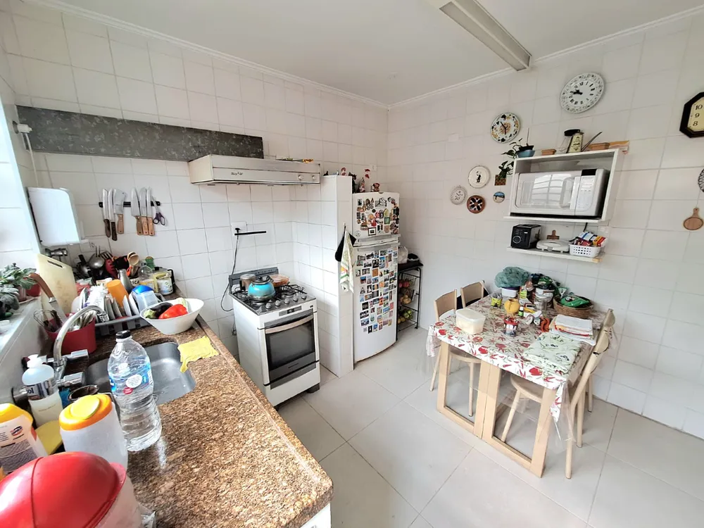Casa, 5 quartos, 231 m² - Foto 1