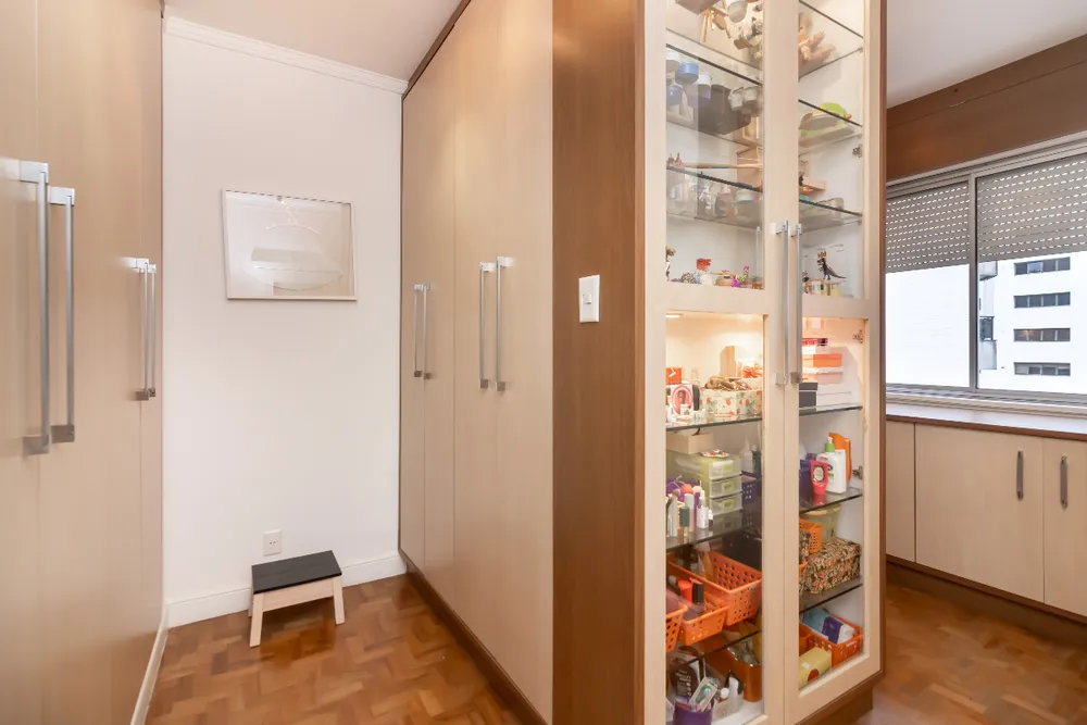 Apartamento, 3 quartos, 210 m² - Foto 1