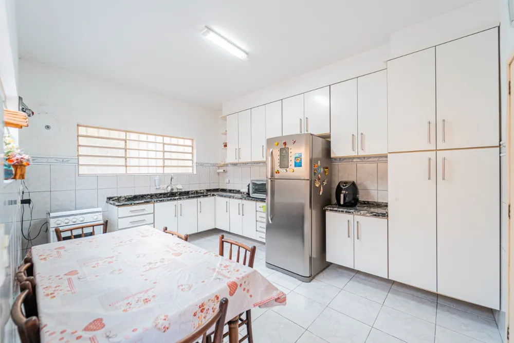 Casa, 3 quartos, 161 m² - Foto 1