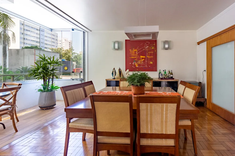 Apartamento, 3 quartos, 195 m² - Foto 2