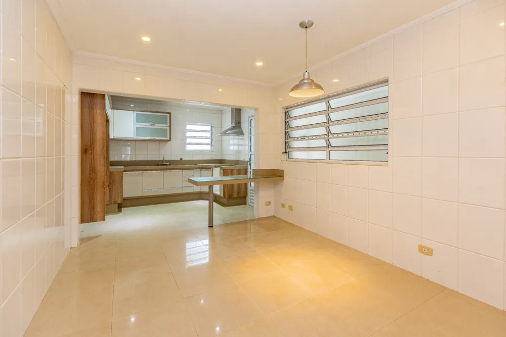 Casa, 3 quartos, 219 m² - Foto 11