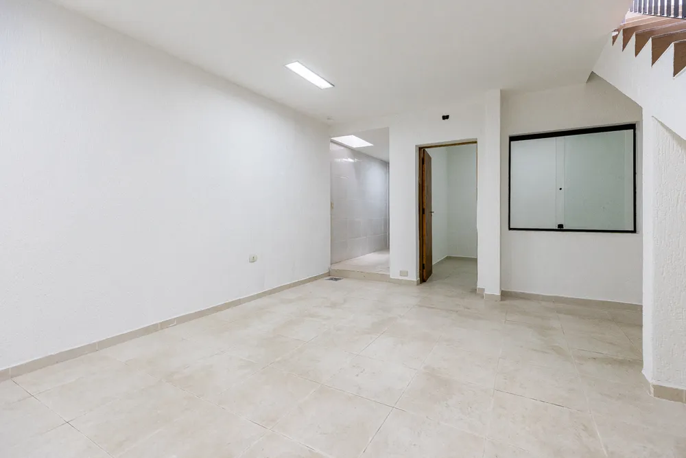 Casa, 3 quartos, 219 m² - Foto 2