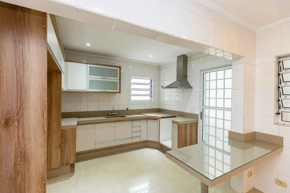 Casa, 3 quartos, 219 m² - Foto 3