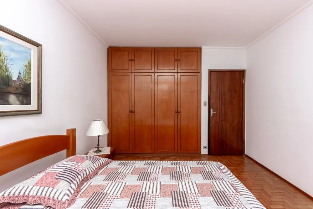 Casa, 4 quartos, 226 m² - Foto 2