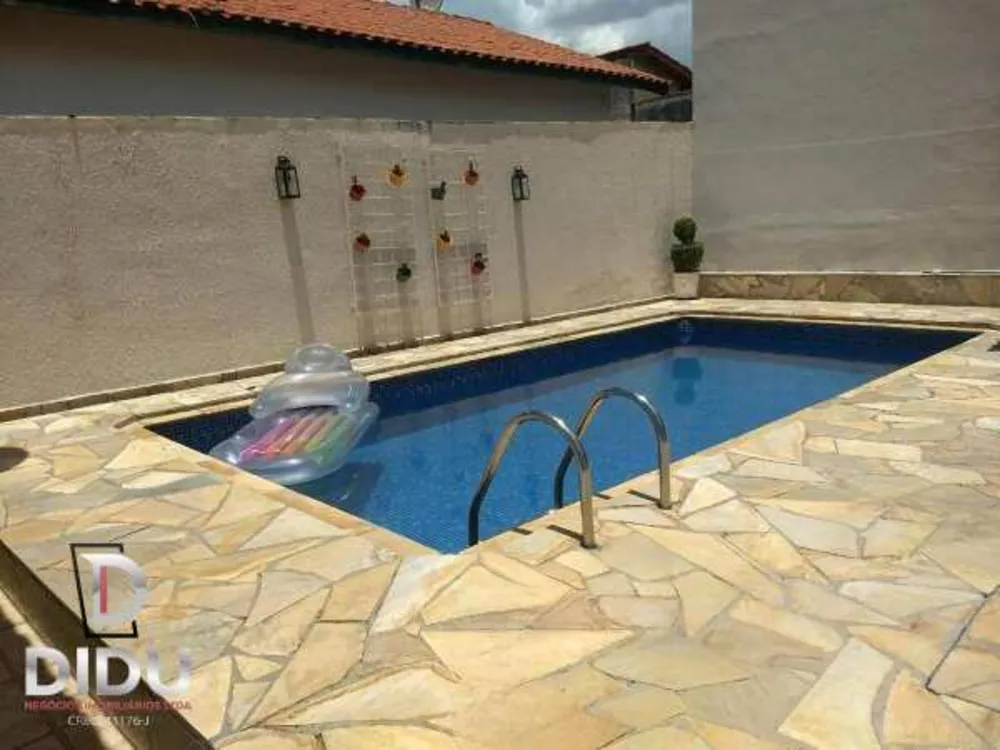 Casa, 3 quartos, 307 m² - Foto 4