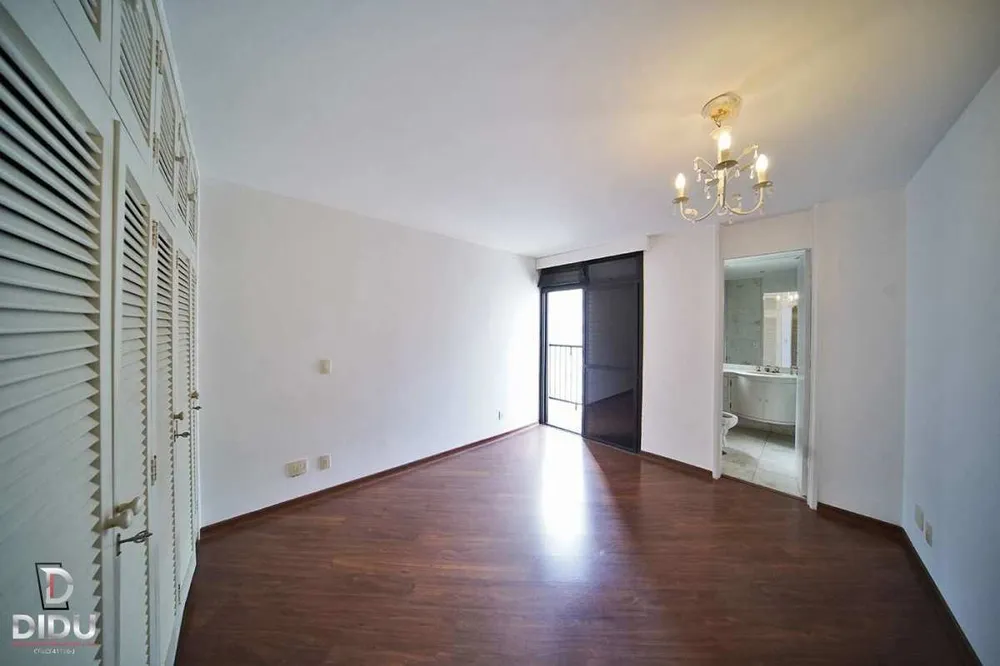 Apartamento, 4 quartos, 215 m² - Foto 4