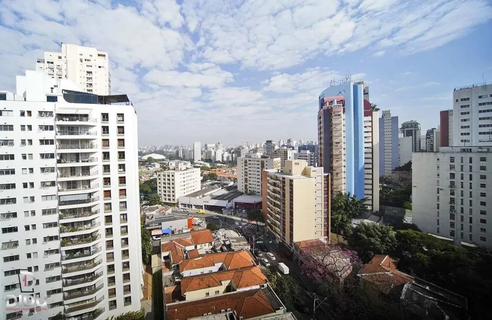 Apartamento, 4 quartos, 215 m² - Foto 2