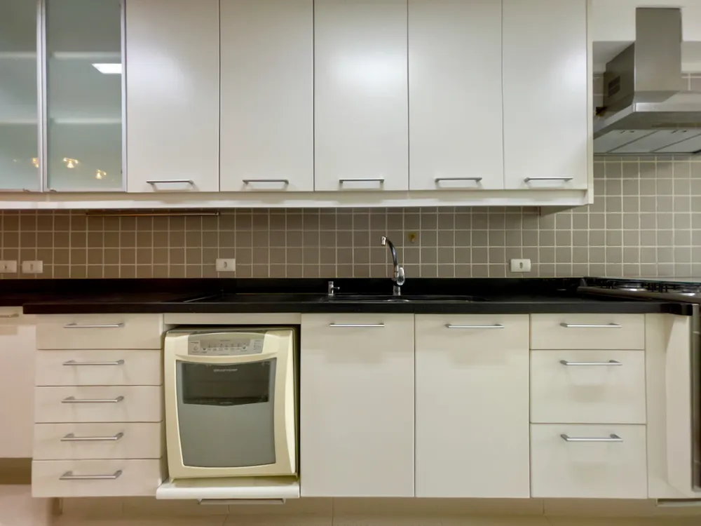 Apartamento, 3 quartos, 184 m² - Foto 2