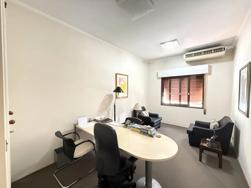 Casa, 9 quartos, 213 m² - Foto 3