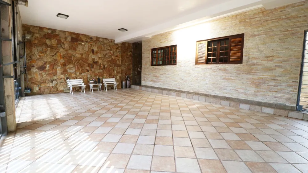 Casa, 3 quartos, 284 m² - Foto 2