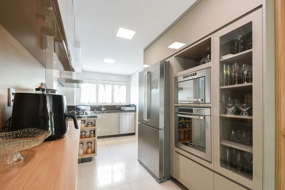 Apartamento, 4 quartos, 200 m² - Foto 1