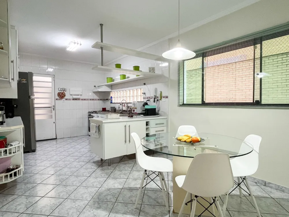Casa, 4 quartos, 200 m² - Foto 12