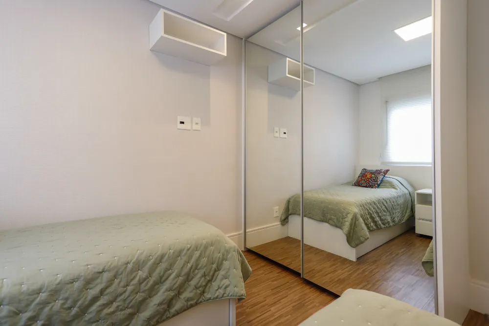 Apartamento, 4 quartos, 241 m² - Foto 2