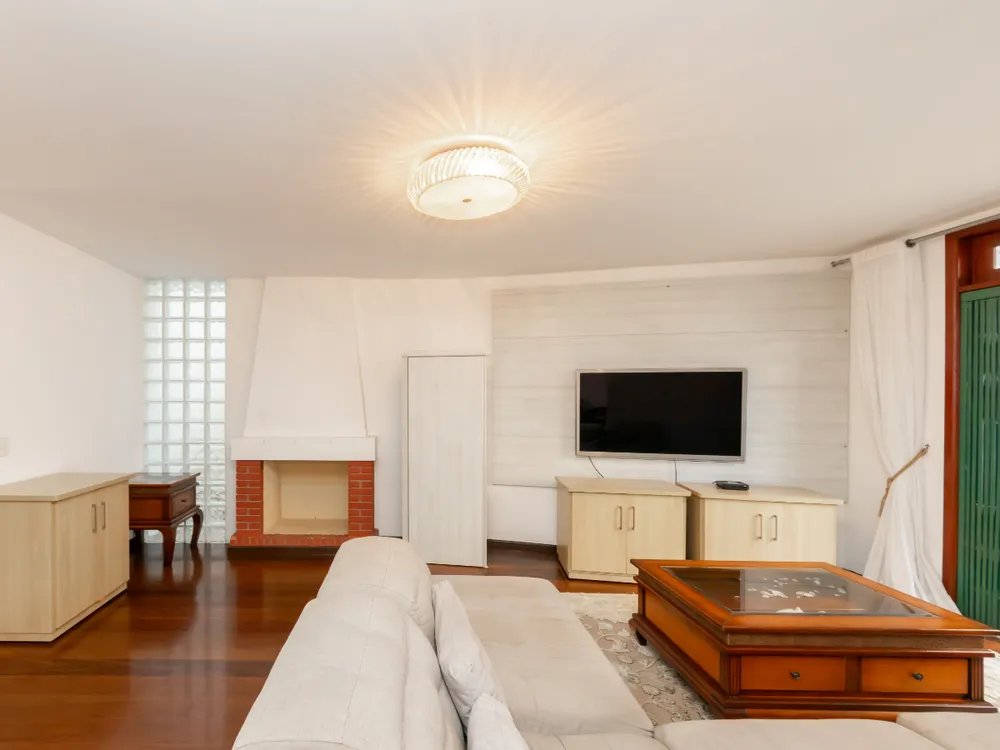 Casa, 4 quartos, 301 m² - Foto 1