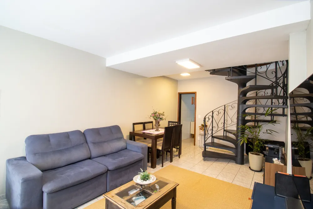Casa, 2 quartos, 130 m² - Foto 1