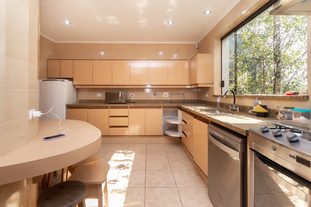 Casa, 3 quartos, 263 m² - Foto 4