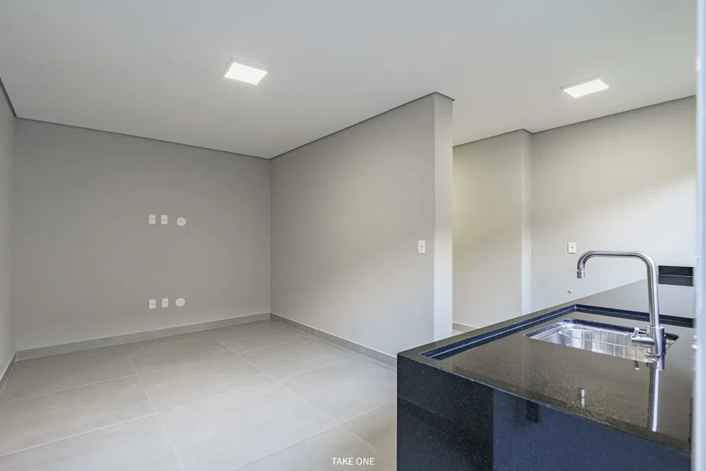 Casa, 3 quartos, 151 m² - Foto 1