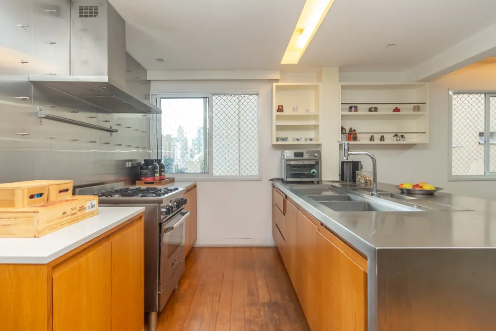 Apartamento, 3 quartos, 130 m² - Foto 2