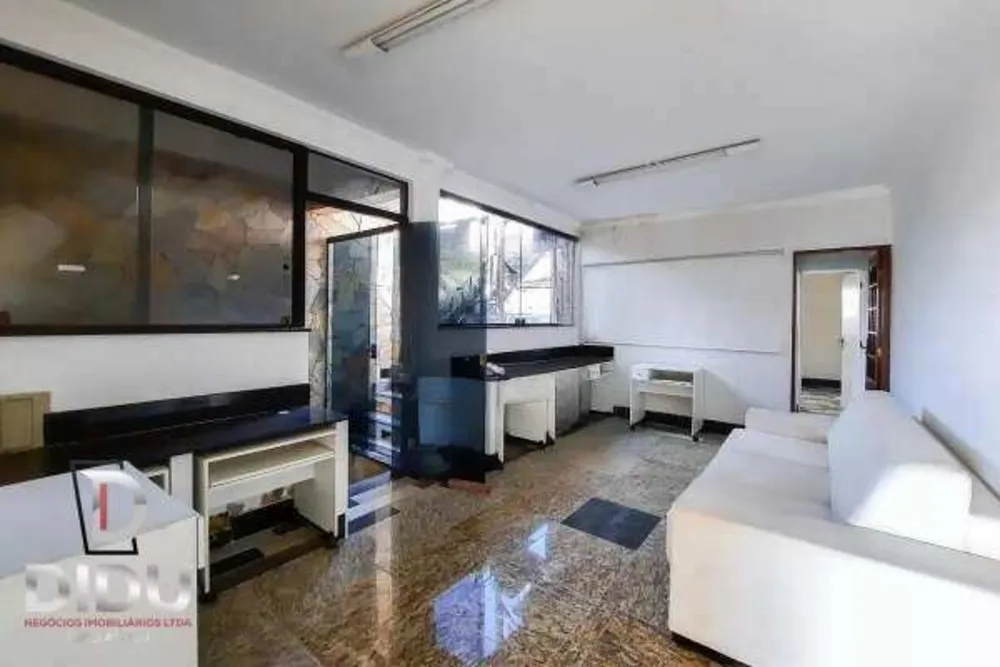 Casa, 3 quartos, 236 m² - Foto 1