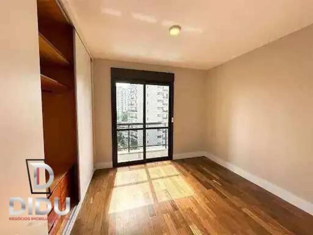 Apartamento, 4 quartos, 196 m² - Foto 1